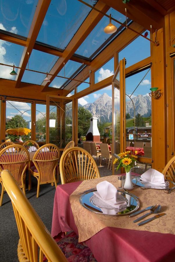 Hotel Bergland Lermoos Exterior photo