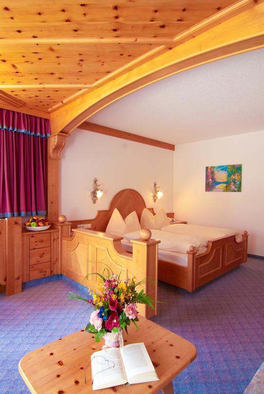 Hotel Bergland Lermoos Room photo